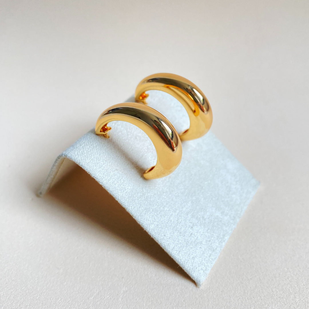 Houria hoop earrings